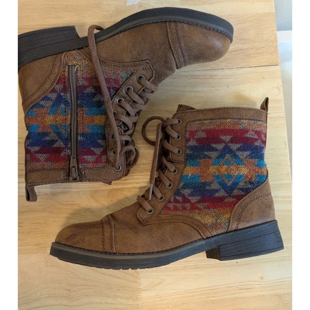 Mossimo Combat Ankle Boots 9.5 Aztec Rainbow Side Zip Festival Boho Southwestern - Picture 3 of 10